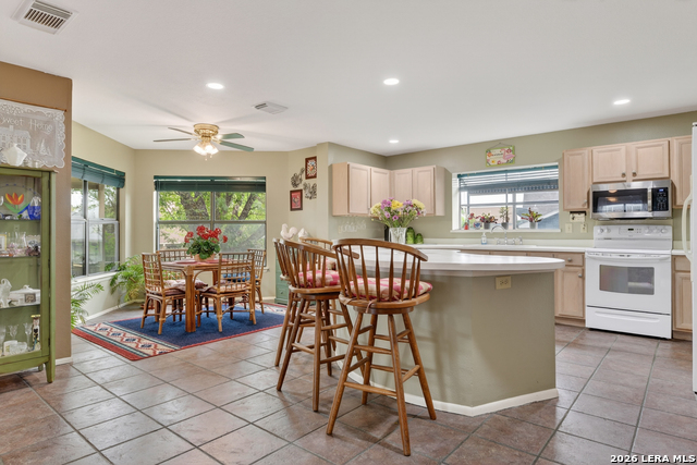 Image 7 of 33 For 11002 Forest Breeze