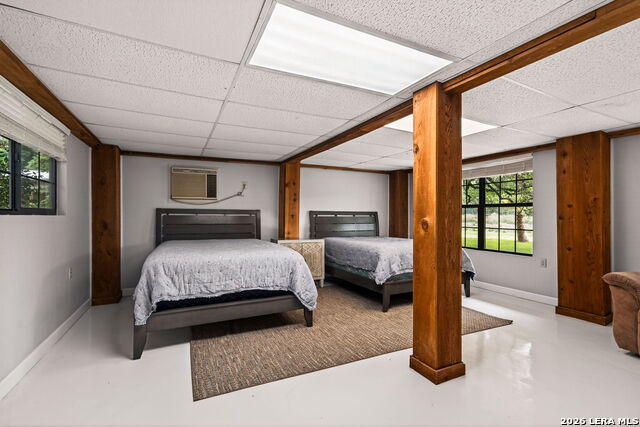 Image 23 of 51 For 199 Lakeshore Dr S