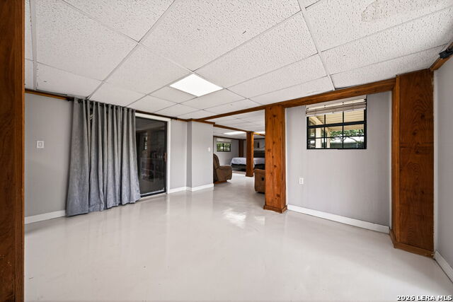 Image 25 of 51 For 199 Lakeshore Dr S