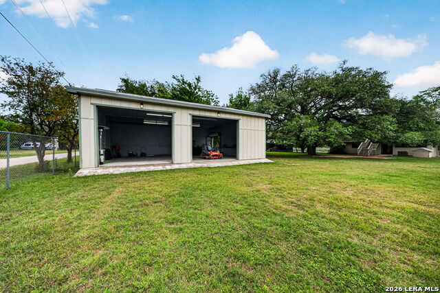 Image 42 of 51 For 199 Lakeshore Dr S