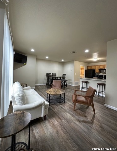 Image 4 of 11 For 7234 Coral Spgs