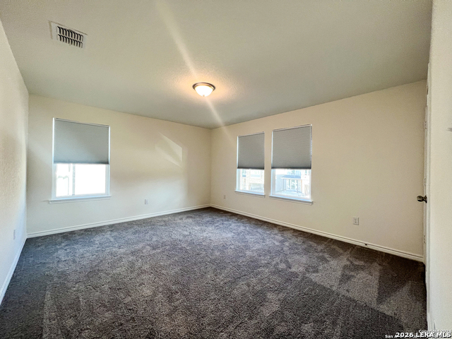 Listing photo id 4 for 4555 Whispering Oak