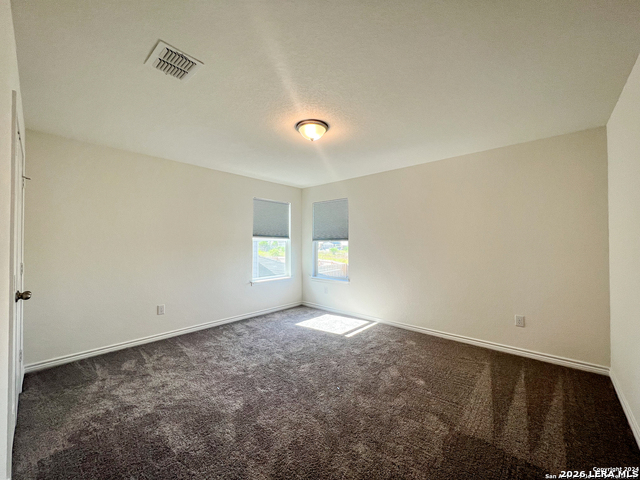 Listing photo id 7 for 4555 Whispering Oak