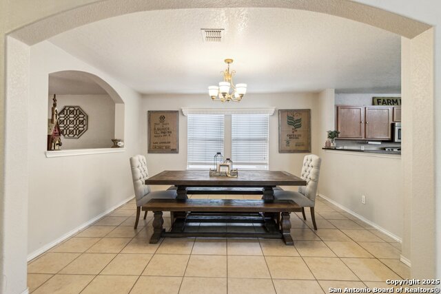 Image 11 of 41 For 141 Gatewood Fls