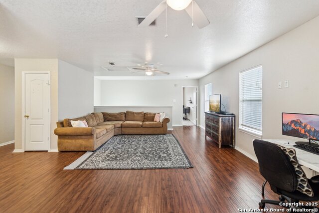 Image 27 of 41 For 141 Gatewood Fls