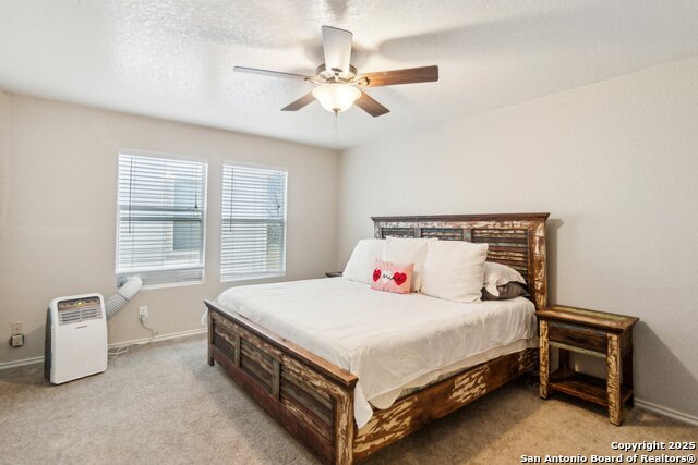 Image 32 of 41 For 141 Gatewood Fls