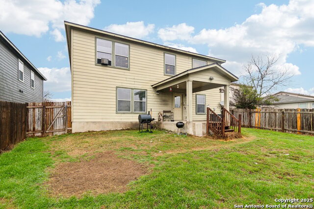 Image 37 of 41 For 141 Gatewood Fls