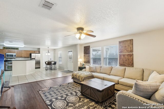 Image 8 of 41 For 141 Gatewood Fls