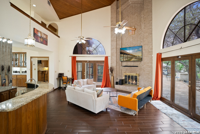 Image 6 of 40 For 13137 Hunters Ledge