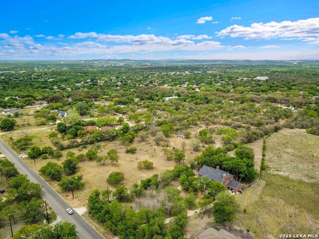 Image 3 of 11 For 6703 Whitby Rd