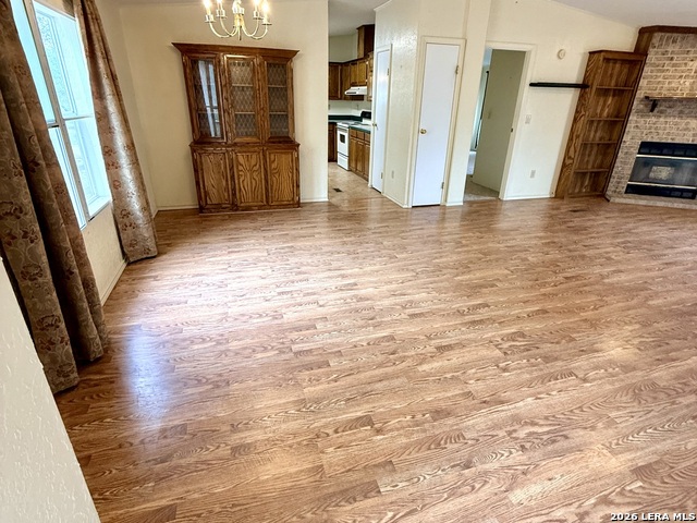 Image 16 of 32 For 182 Laurel Ridge