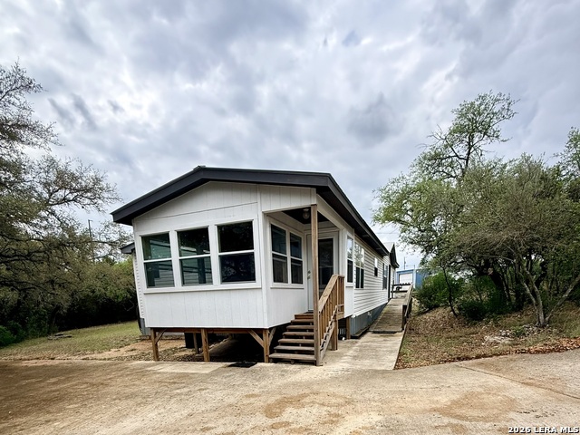 Image 4 of 32 For 182 Laurel Ridge