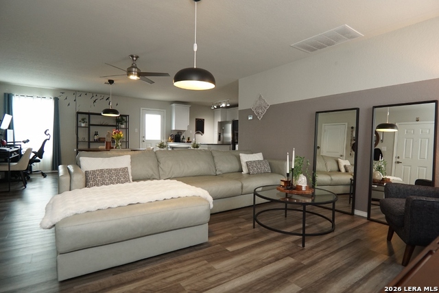 Image 2 of 35 For 4231 Mesa Cv