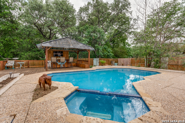 Details for 211 Forrest Trl, Universal City, TX 78148