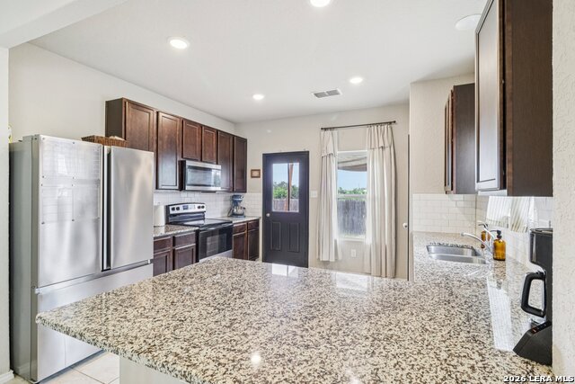 Image 16 of 44 For 2505 Dino Dr