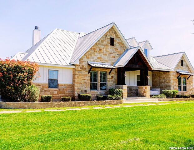 Listing photo id 64 for 1980 County Road 361