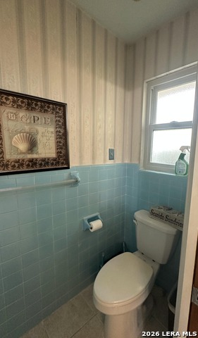 Image 18 of 28 For 608 F St  