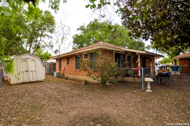 Image 22 of 28 For 608 F St  