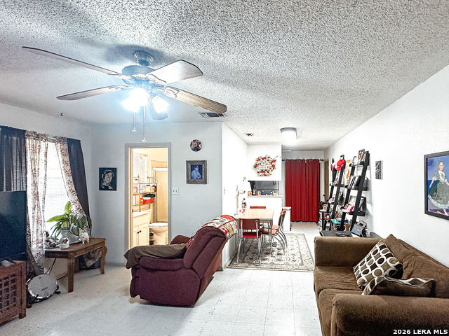 Image 23 of 28 For 608 F St  