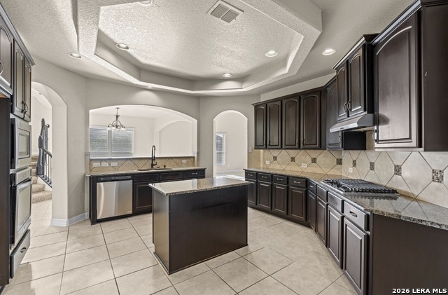 Image 4 of 39 For 11102 Butterfly Bush