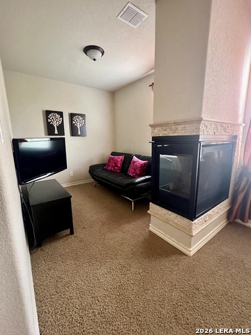 Image 20 of 29 For 21710 Andrews Gdn