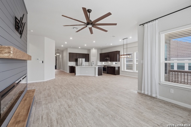 Image 7 of 32 For 32125 Cardamom Way