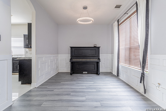 Image 5 of 36 For 157 Niemietz Cv