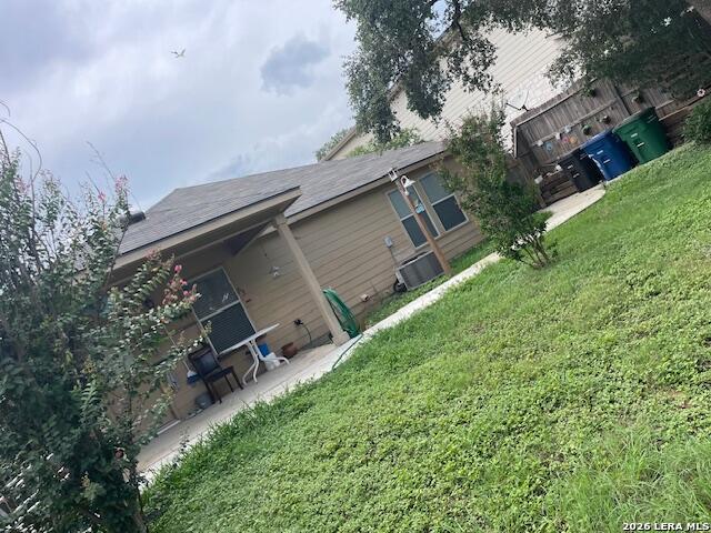 Image 16 of 18 For 10758 Rivera