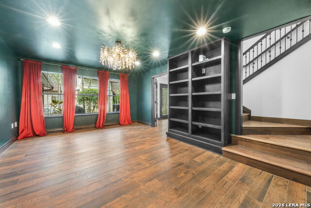 Image 10 of 42 For 232 Meadowbrook Dr