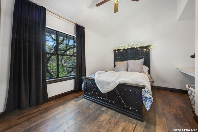 Image 24 of 42 For 232 Meadowbrook Dr