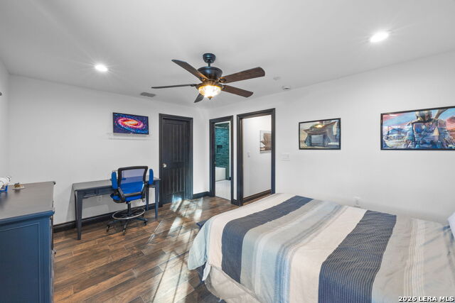 Image 28 of 42 For 232 Meadowbrook Dr