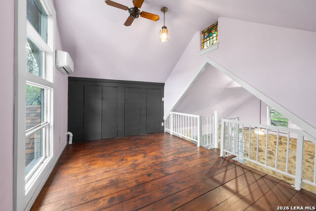 Image 37 of 42 For 232 Meadowbrook Dr