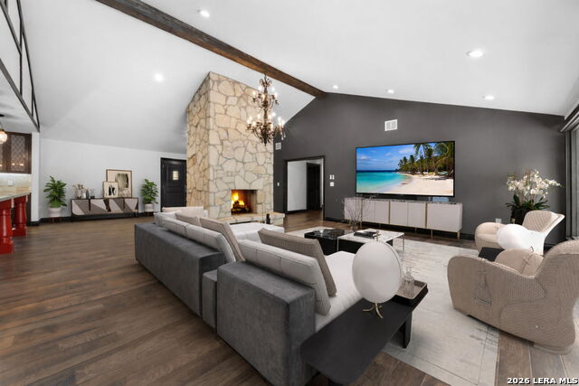 Image 4 of 42 For 232 Meadowbrook Dr