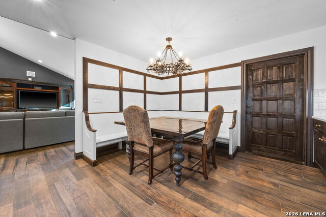 Image 8 of 42 For 232 Meadowbrook Dr