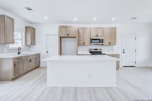 Image 6 of 28 For 3514 Woodville