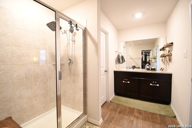 Image 18 of 20 For 3430 Angus Xing