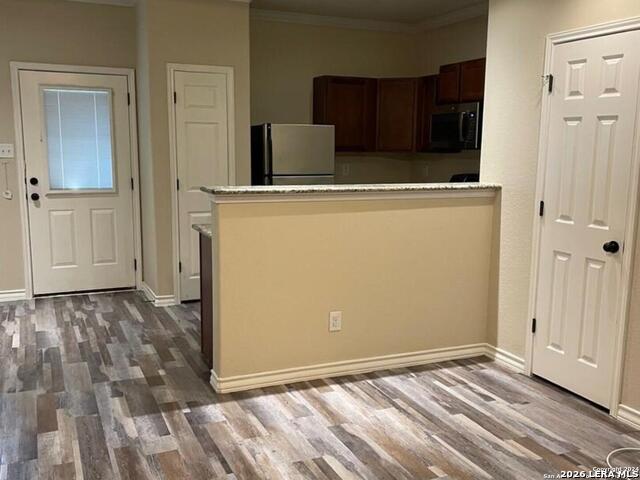 Listing photo id 1 for 5011 Flipper Drive