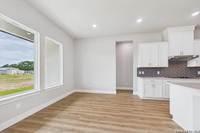 Image 18 of 35 For 305 Venado Oaks