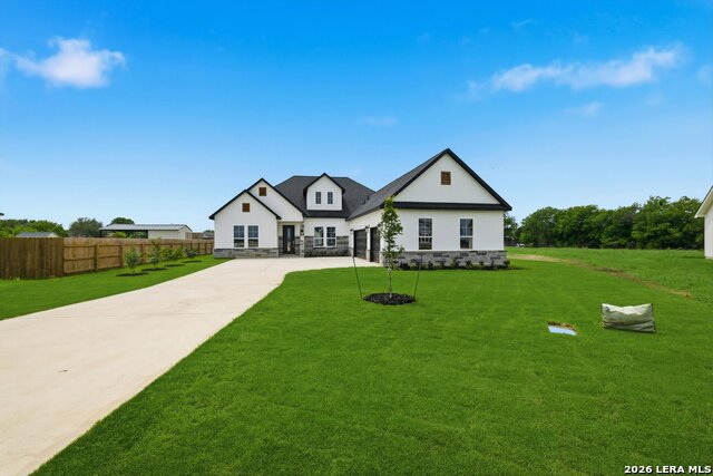 Image 2 of 35 For 305 Venado Oaks