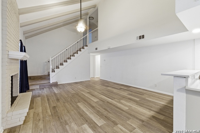 Image 16 of 39 For 6106 Vance Jackson Rd  1