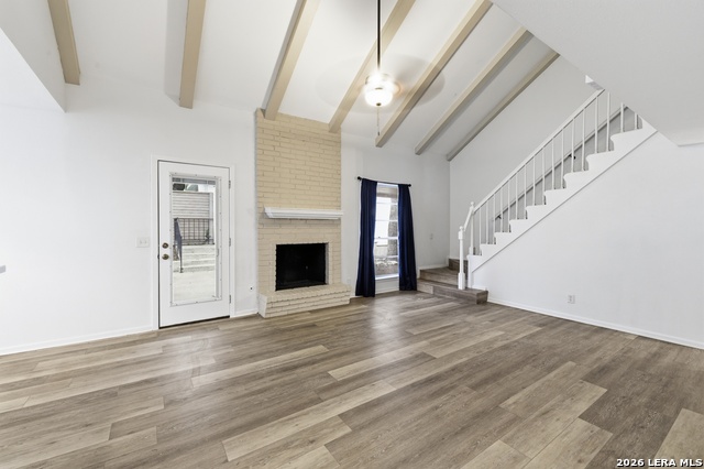 Image 17 of 39 For 6106 Vance Jackson Rd  1