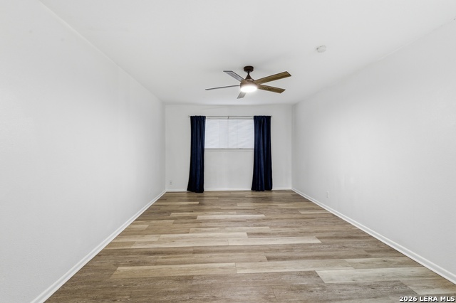 Image 22 of 39 For 6106 Vance Jackson Rd  1