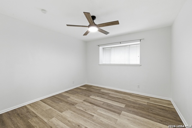 Image 30 of 39 For 6106 Vance Jackson Rd  1