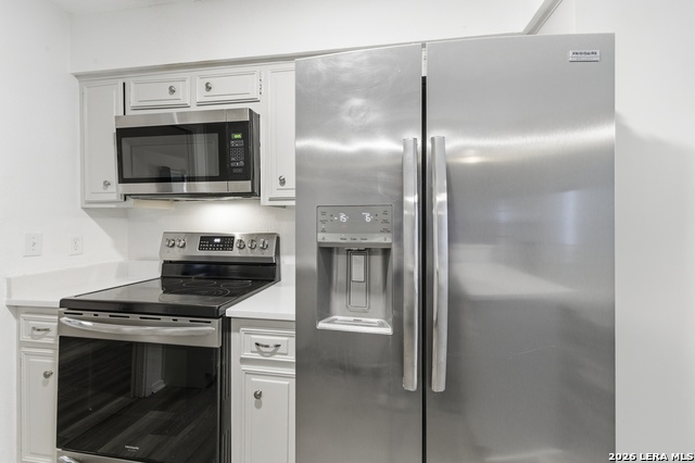 Image 9 of 39 For 6106 Vance Jackson Rd  1