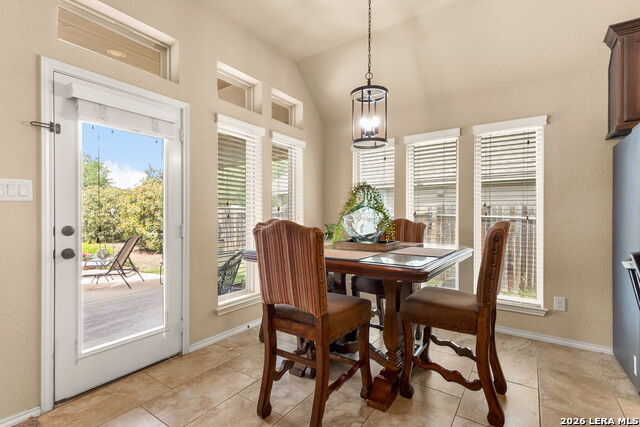 Image 14 of 33 For 2194 Pioneer Pass