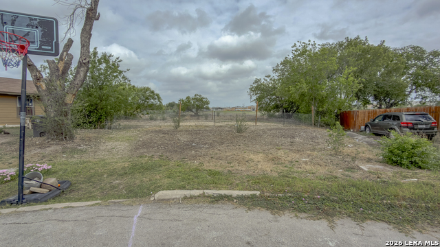 Image 4 of 14 For 5803 Kim Valley St