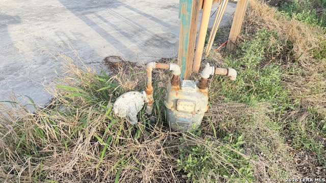 Image 10 of 14 For 3825 Loop 1781