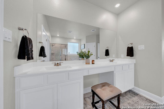 Image 18 of 31 For 3527 Grace Way