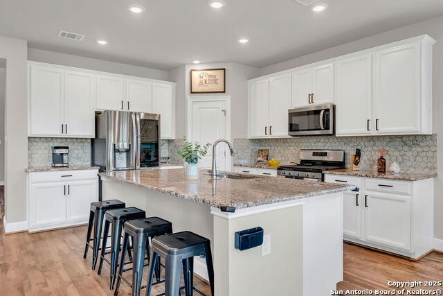 Image 6 of 31 For 3527 Grace Way