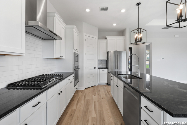 Image 10 of 22 For 191 Azalea Aly